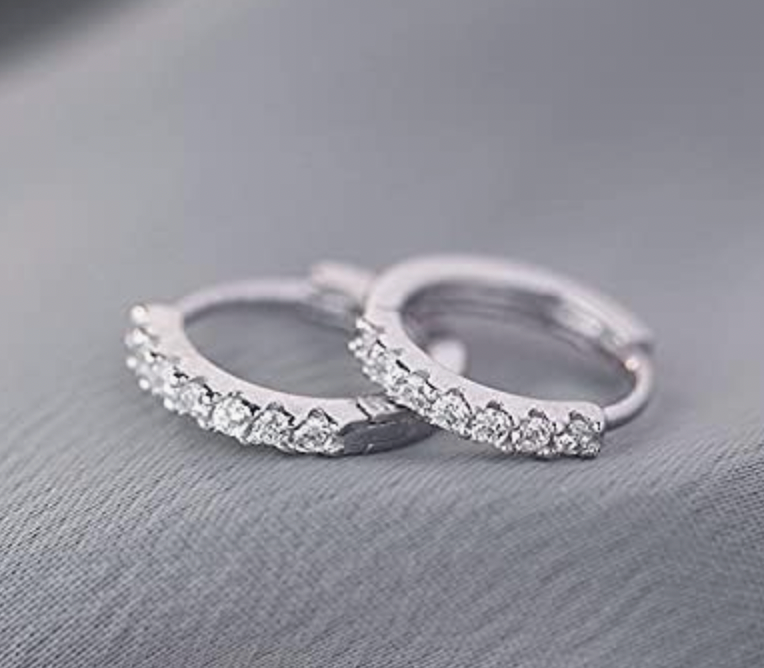 Model Silver Huggies